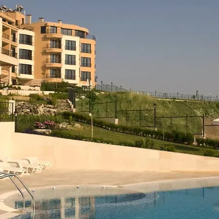 Апартамент Vip Homes Лозенец
